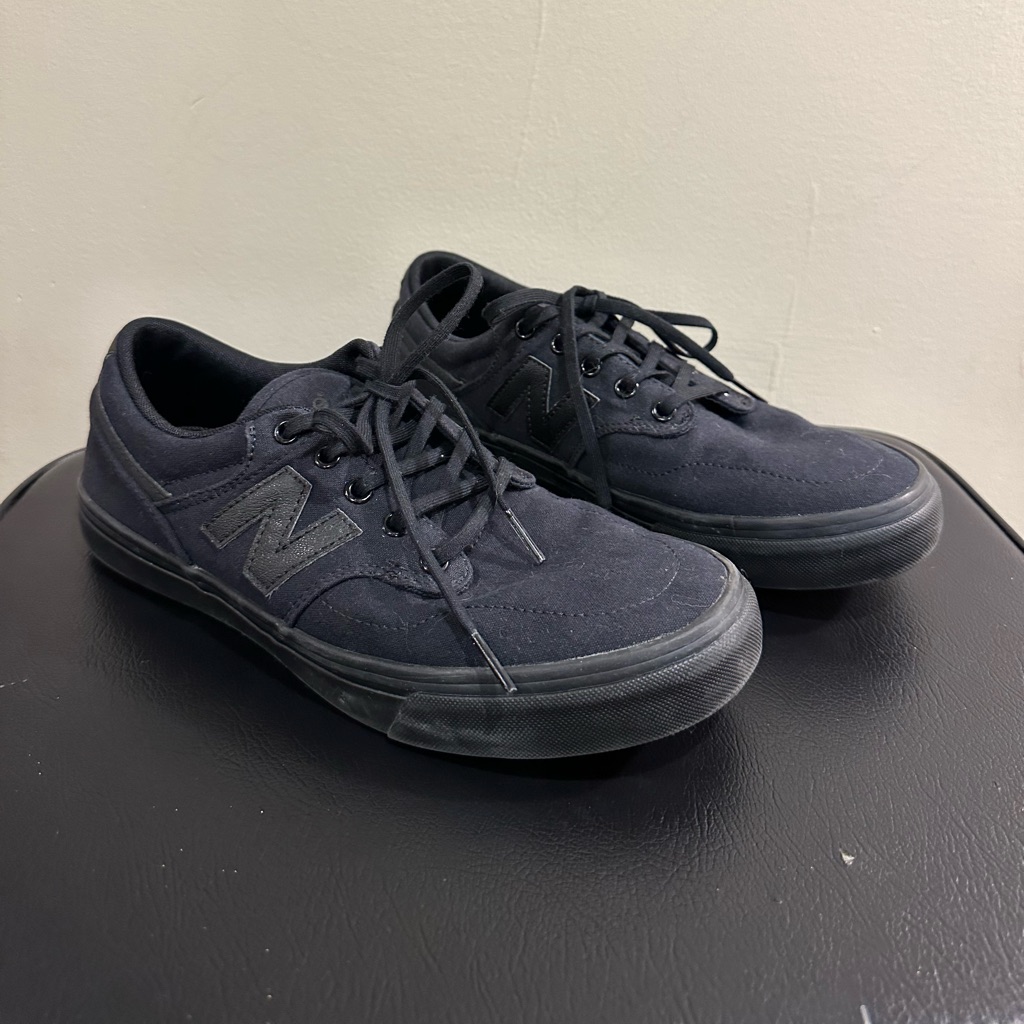 New Balance Sneakers Women’s Size 8